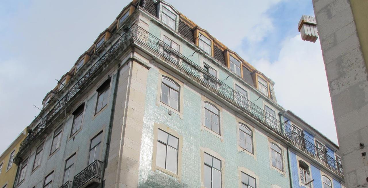 Quarto Com Varanda Na Rua Dos Douradores Lisbon Luaran gambar